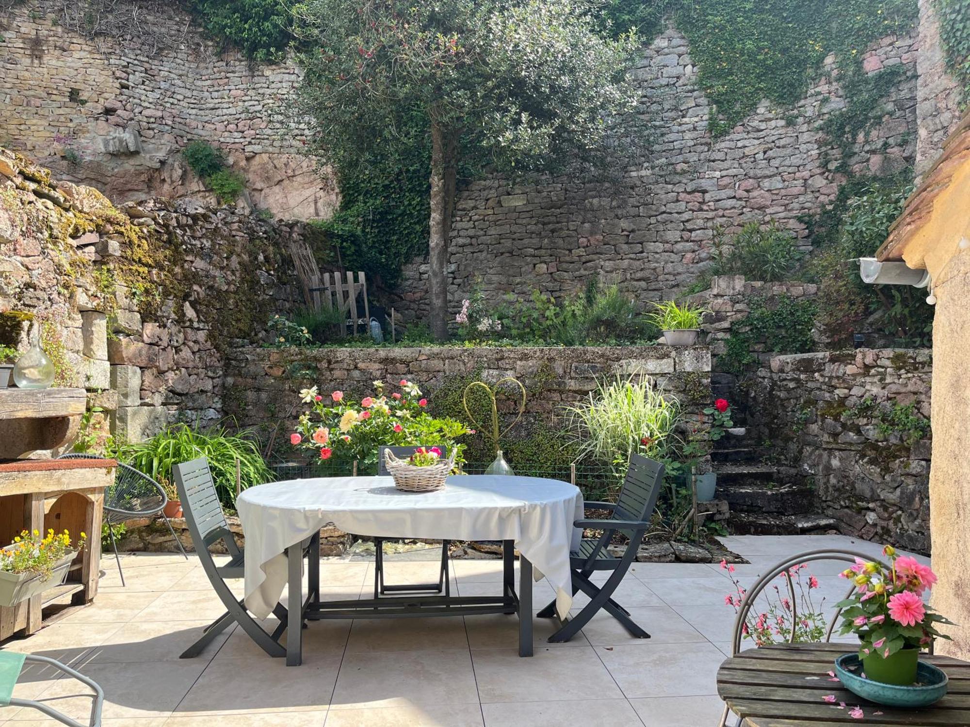 Maison Cosy En Plein Centre Ville Semur-en-Auxois Dış mekan fotoğraf