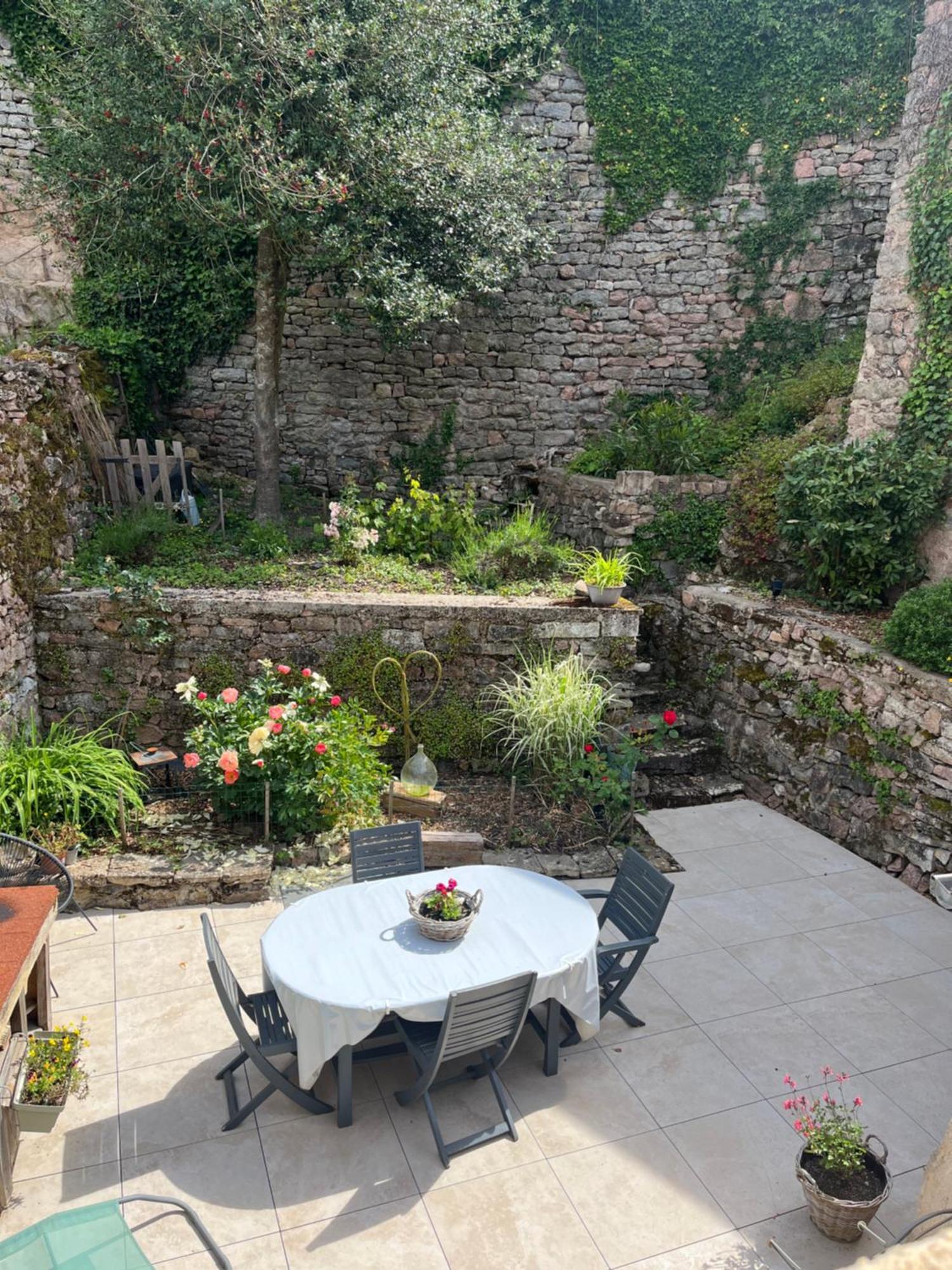 Maison Cosy En Plein Centre Ville Semur-en-Auxois Dış mekan fotoğraf